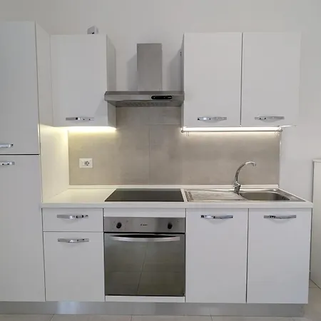 Urban Hideway Apartment *